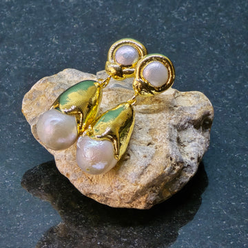 Coin and Baroque pearl dangle earring