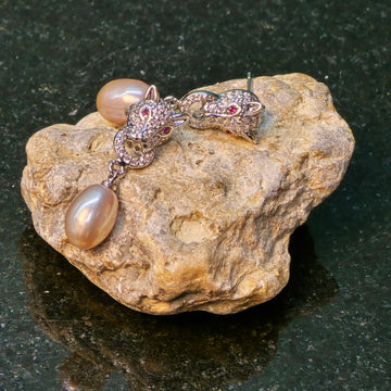 Purple freshwater dangle earring with leopard