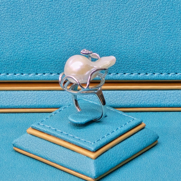 Baroque Pearl Ring
