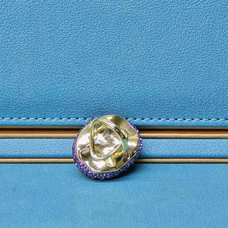 Ring with Mother of pearl and light purple  Austrian Crystals
