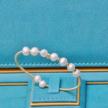 Freshwater pearl bangle with 8 white pearl beads