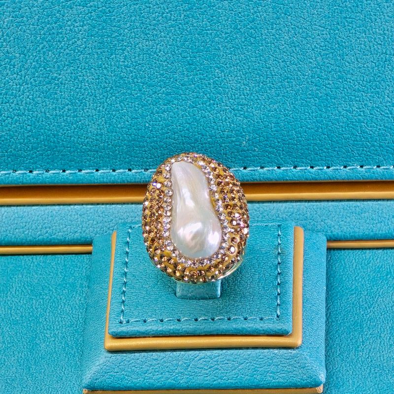 Baroque Pearl ring with Gold Colour of Austrian Crystals