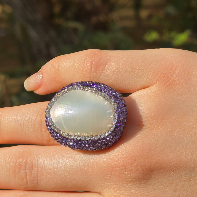 Ring with Mother of pearl and light purple  Austrian Crystals