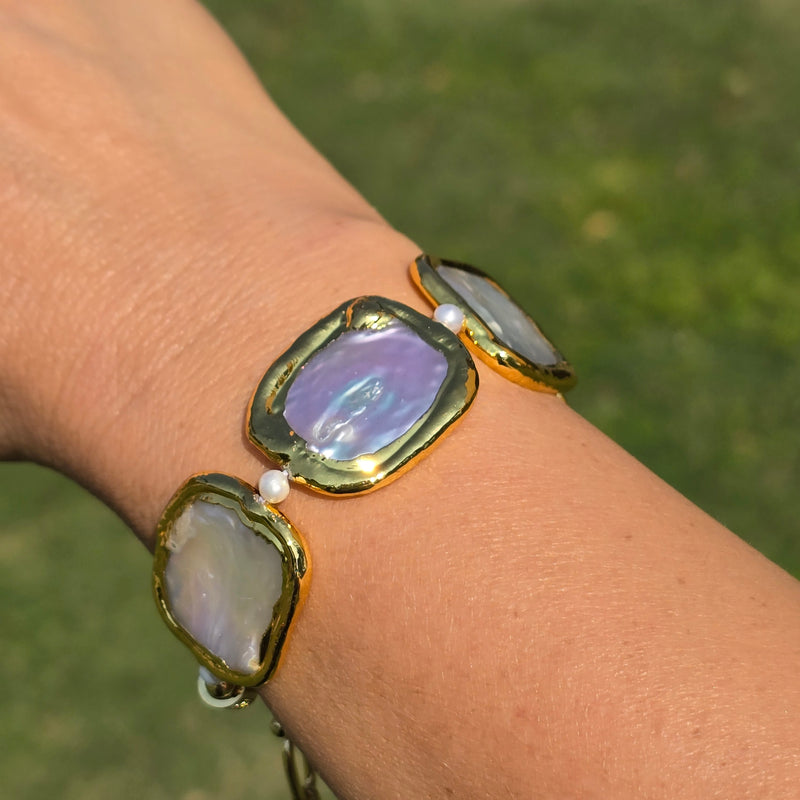 Elegant Bracelet with Square Shaped Flattened Pearls and Plated Gold