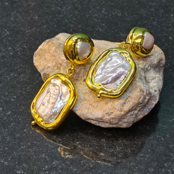 Coin  and  rectandular pearl dangle earrings
