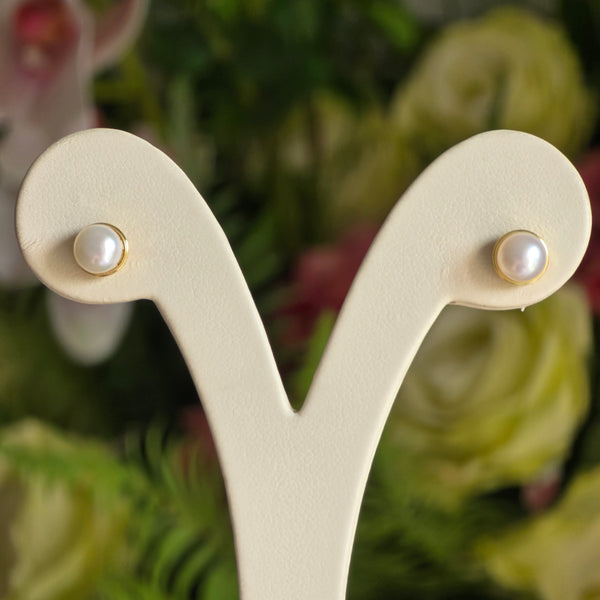 Gold plated Classic Pearl Earrings