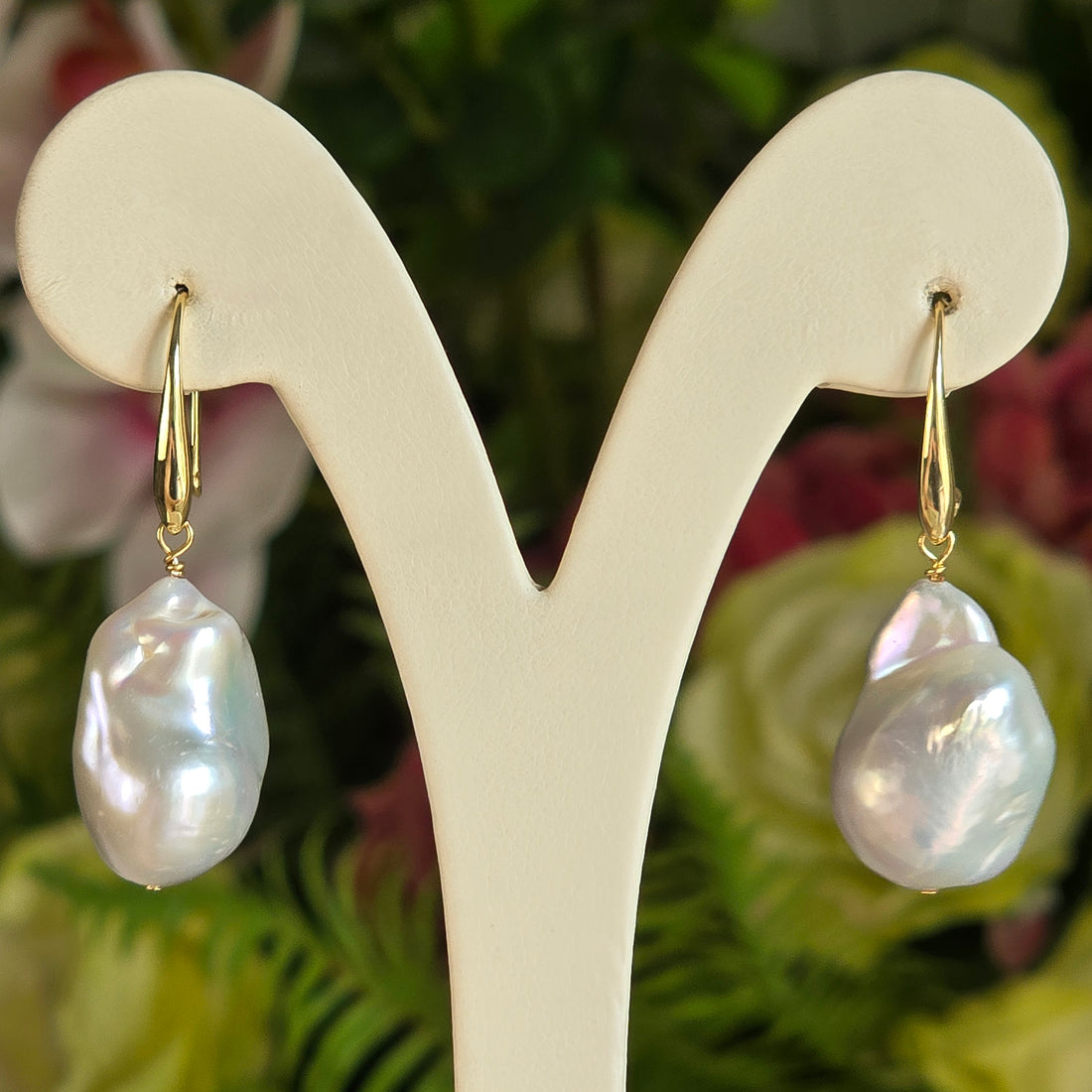 Gold plated Baroque pearl dangle earring