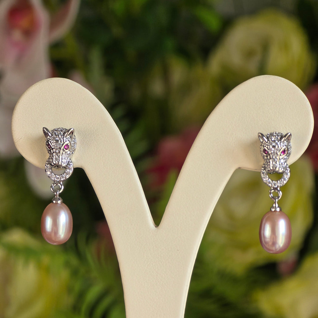 Purple freshwater dangle earring with leopard