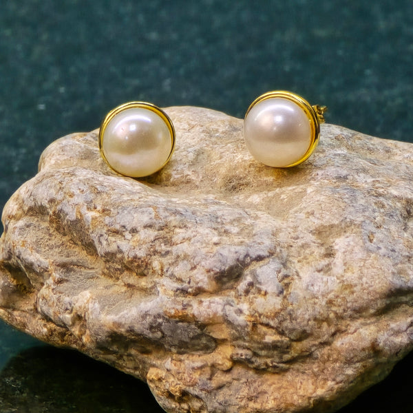 Gold plated Classic Pearl Earrings