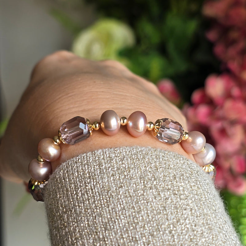 Adjustable Purple Pearl bracelet with Austrian crystal beads